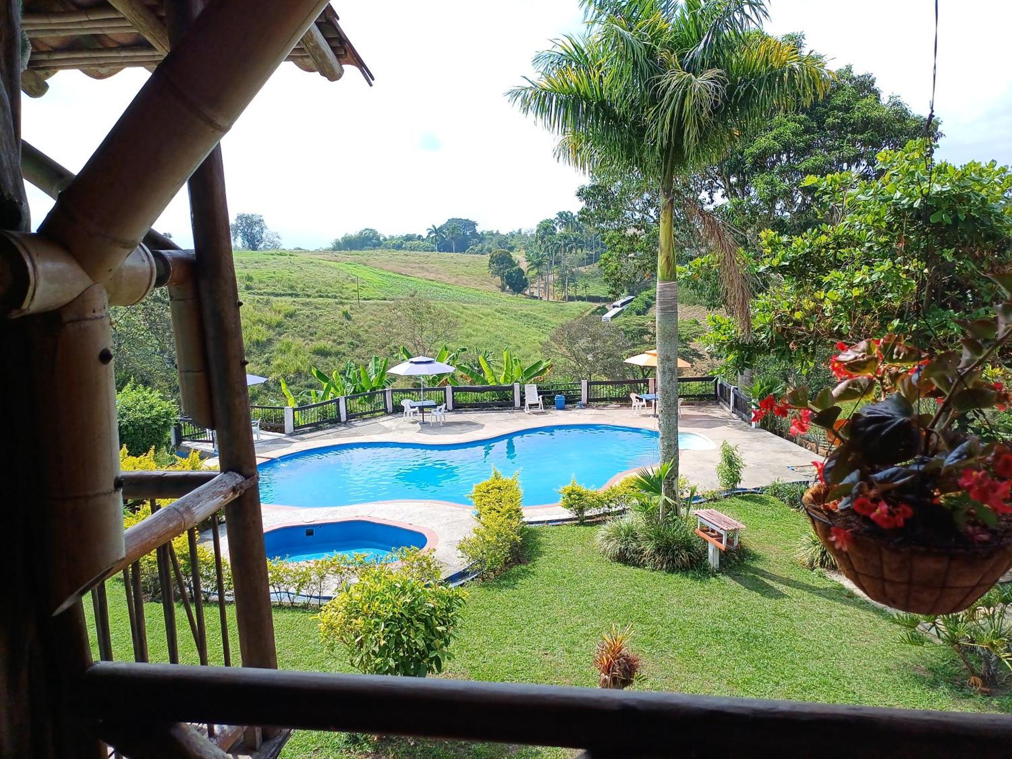 Finca Hotel Palmas Frente A Panaca Кімбая Екстер'єр фото